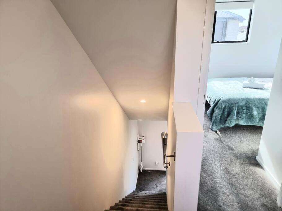 Villa Addington Townhouse 7 Mins Walk To Arena Christchurch Exterior foto